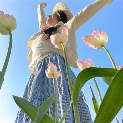 我的麻烦室友 背景图